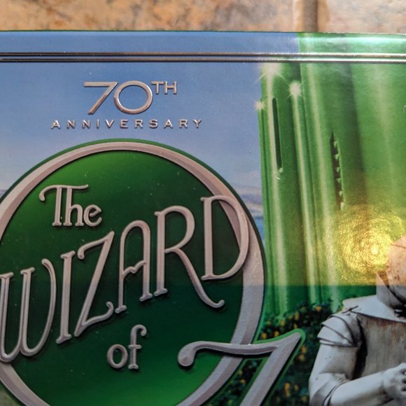The Wizard of Oz 70th Anniversary Ultimate Collectors Edition # 112,907 Blu-Ray - Picture 2 of 10